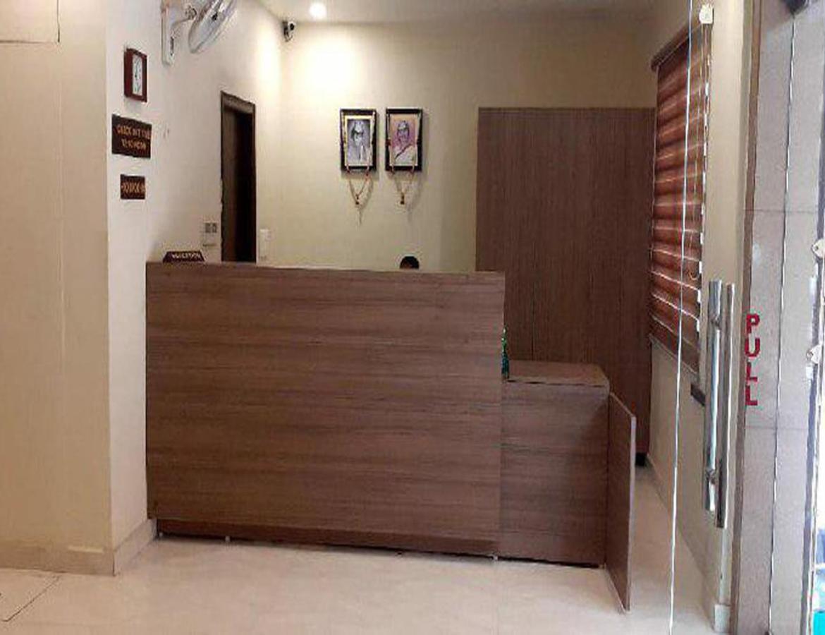 Hotel Artika Inn Βαρανάσι Εξωτερικό φωτογραφία