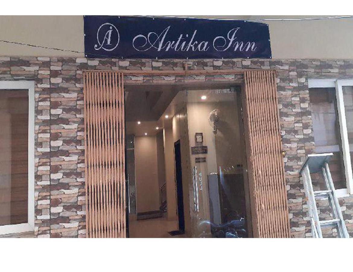 Hotel Artika Inn Βαρανάσι Εξωτερικό φωτογραφία